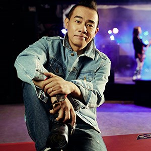 陳小春、韓國男團助陣溢涌堂周年盛典
