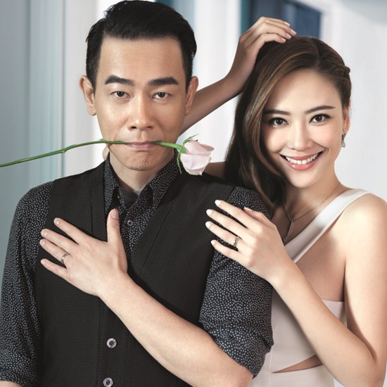 陳小春、應(yīng)采兒夫婦成為香港寶靈珠寶代言人